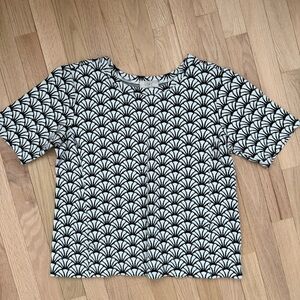 LOFT Black & White Short Sleeve sweater